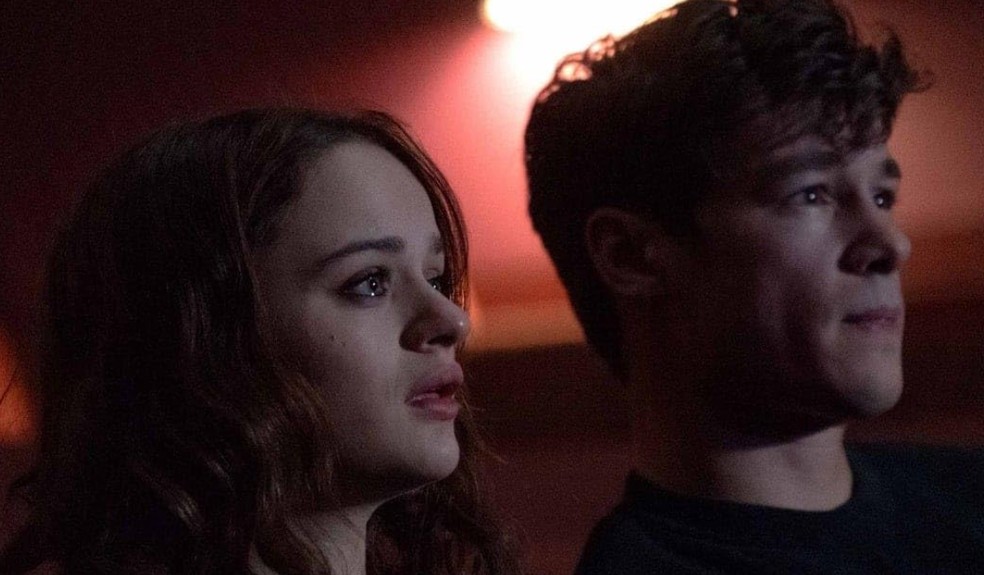 Ainda Estou Aqui é estrelado por Joey King (A Barraca Do Beijo) e Kyle Allen (Amor, Sublime Amor) — Foto: Divulgação/IMDb