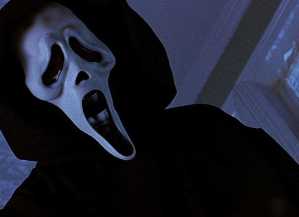 O Ghostface, de Pânico, teria que se modernizar para fazer vítimas em 2024 — Foto: Reprodução/IMDb